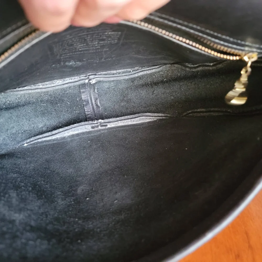 Coach 9947 Vista Black Glovetanned Leather Shoulder Bag Vintage USA